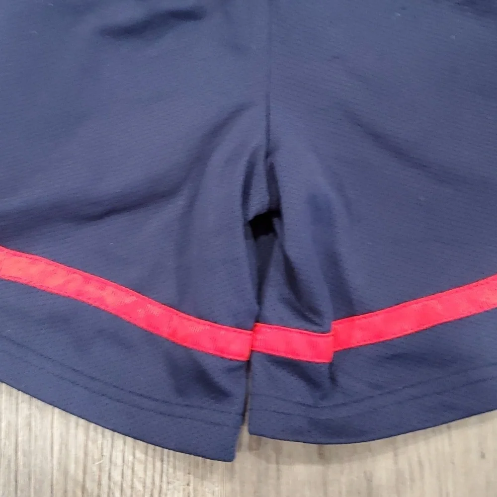 Nike/MLB Geniune Merchandise Indians BaseballTanktop with Matching Shorts Size 6